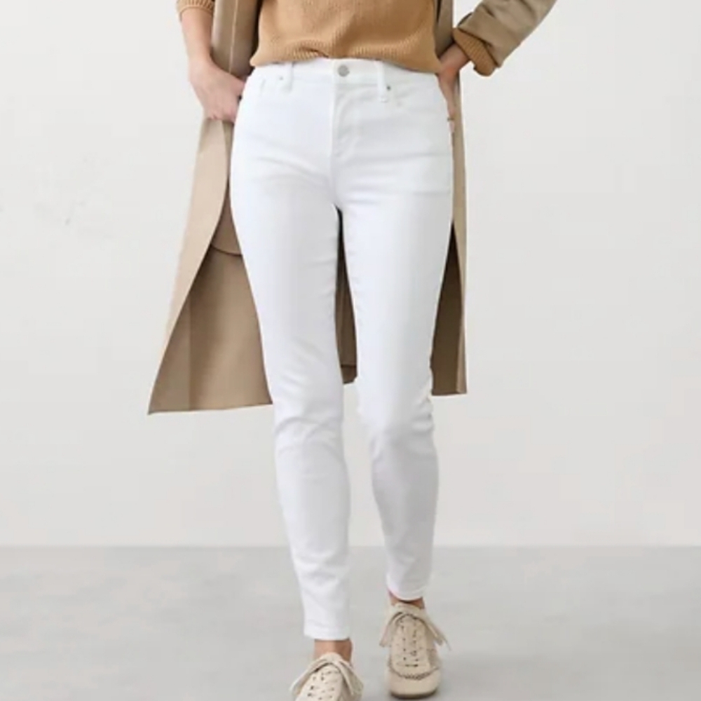 Banana Republic White Skinny Jeans